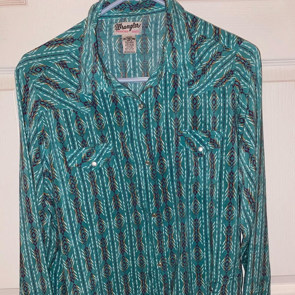 Wrangler pearl snap